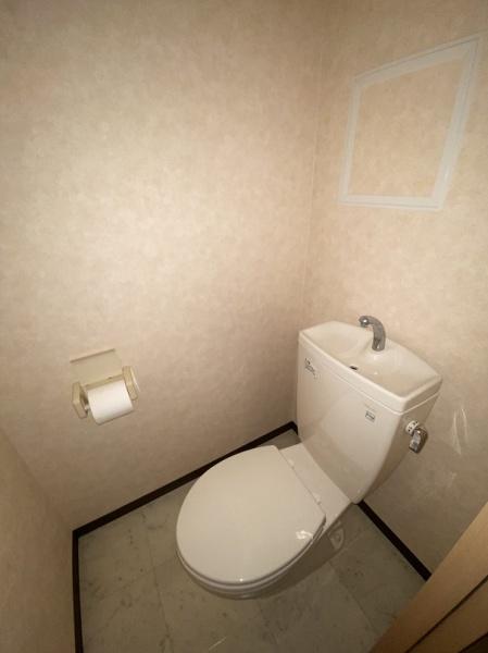寝屋川市松屋町のマンション