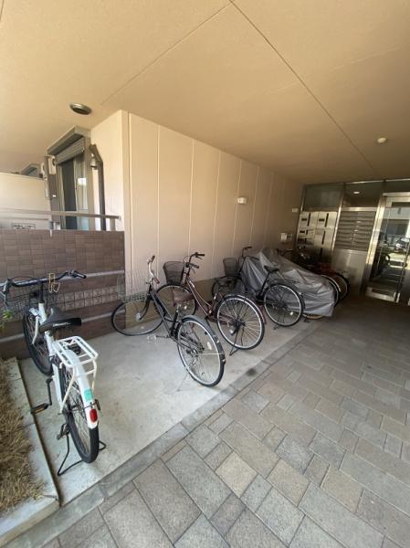 寝屋川市松屋町のマンション