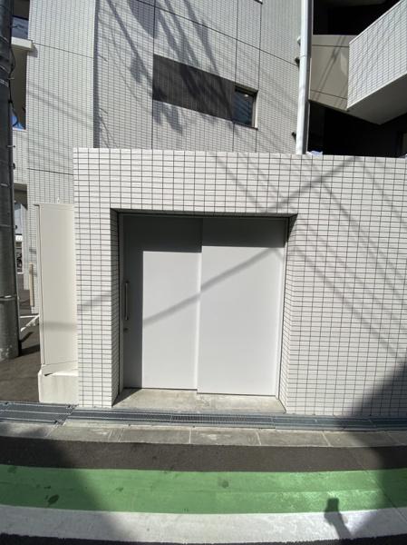 M.RResidence