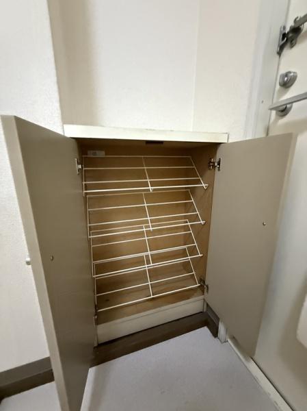 寝屋川市下神田町のアパート