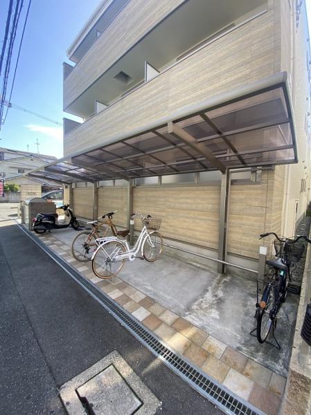 門真市上野口町のアパート