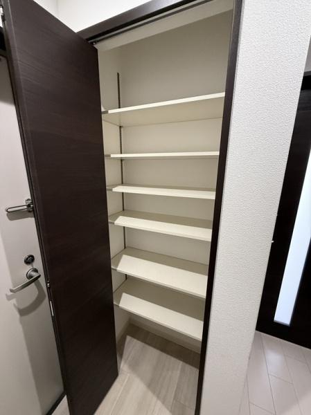 門真市上野口町のアパート