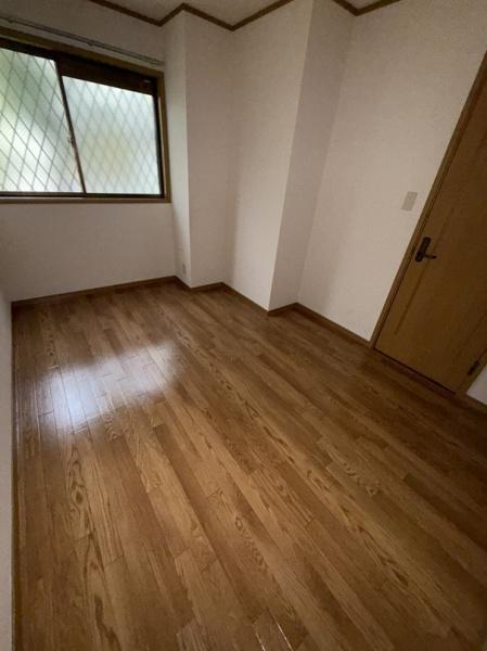 門真市上野口町のアパート