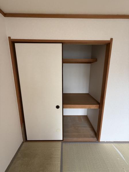 クリスタルハイツ