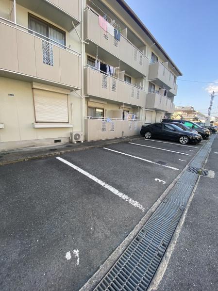 寝屋川市東神田町のマンション