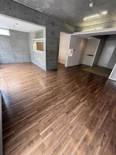 寝屋川市高柳５丁目のマンション
