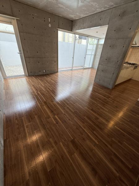 寝屋川市高柳５丁目のマンション