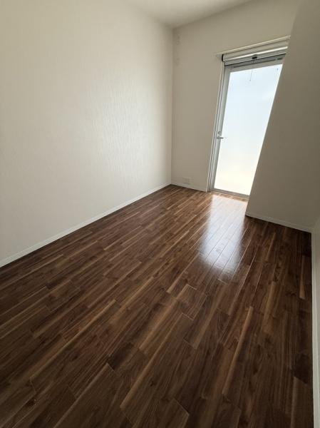 寝屋川市高柳５丁目のマンション