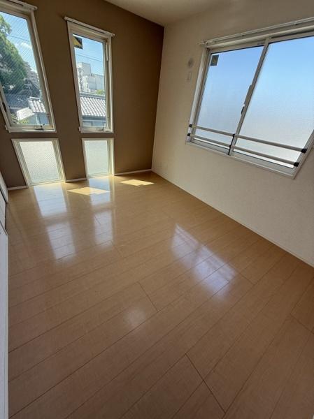 守口市橋波東之町１丁目のアパート