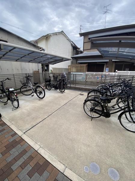 守口市八雲西町４丁目のアパート