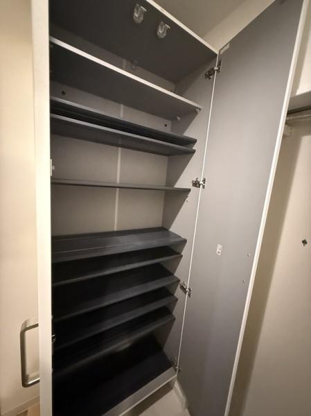 門真市元町のアパート