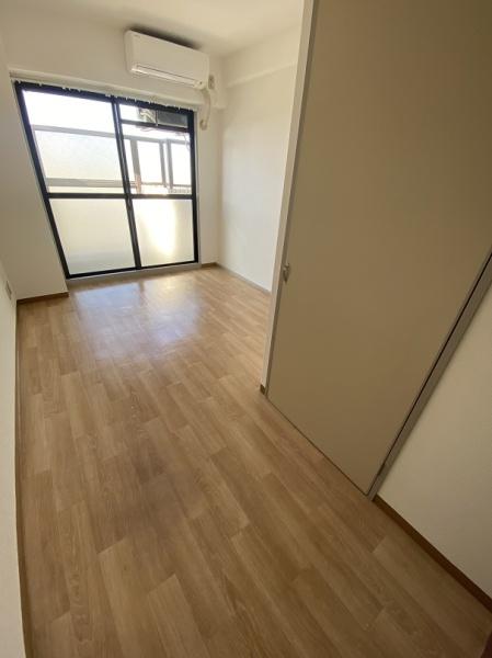 寝屋川市初町のマンション