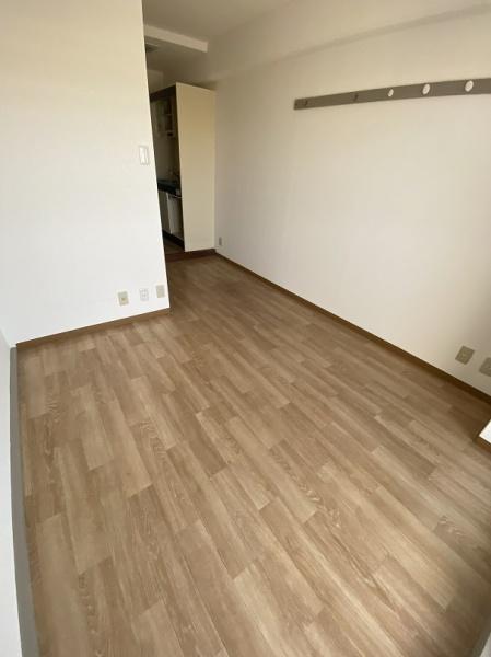 寝屋川市初町のマンション