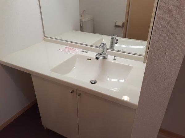 門真市下島町のアパート