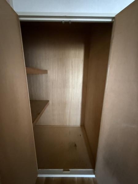 寝屋川市高柳２丁目のマンション