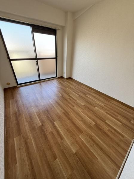 寝屋川市高柳２丁目のマンション