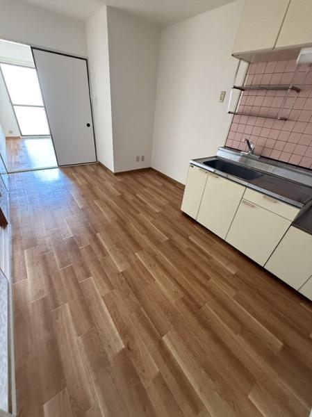 寝屋川市高柳２丁目のマンション