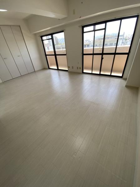 寝屋川市中神田町のマンション