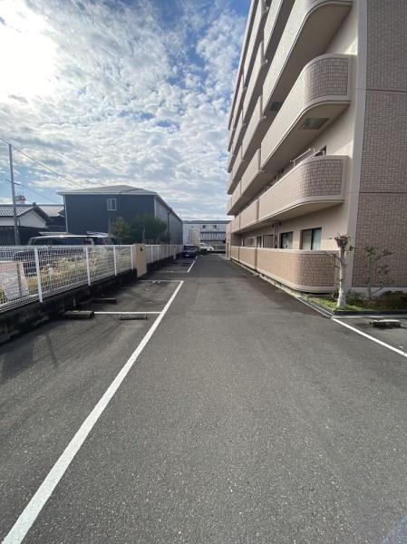 寝屋川市中神田町のマンション