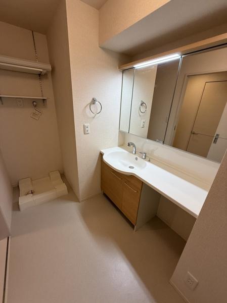 守口市八雲西町４丁目のアパート