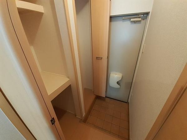 寝屋川市寿町のアパート