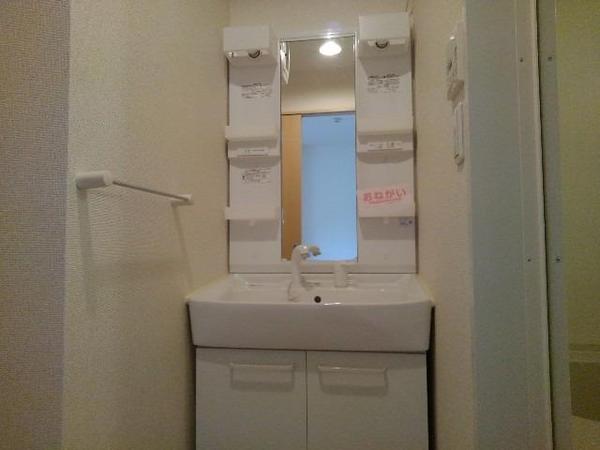 寝屋川市池田１丁目のアパート