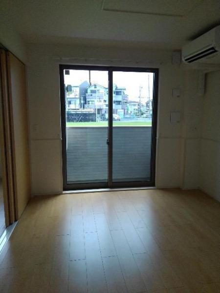寝屋川市高柳６丁目のアパート