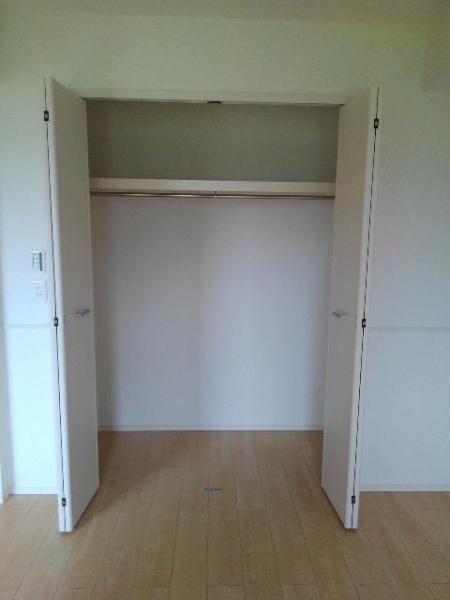 寝屋川市高柳６丁目のアパート