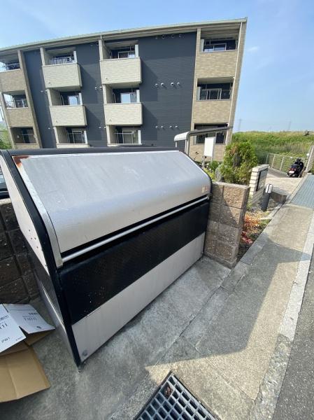 寝屋川市新家２丁目のアパート