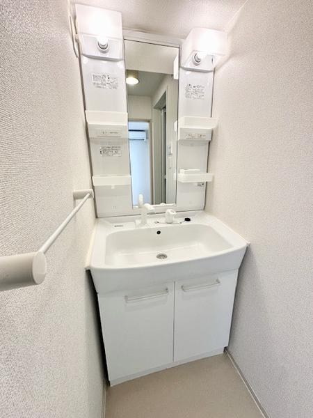 寝屋川市新家２丁目のアパート
