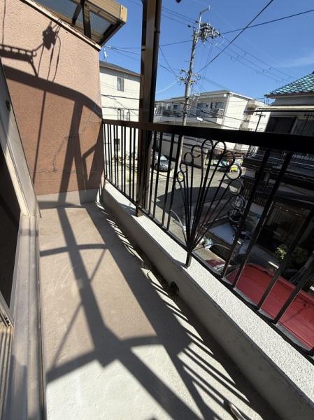 寝屋川市東神田町のテラスハウス