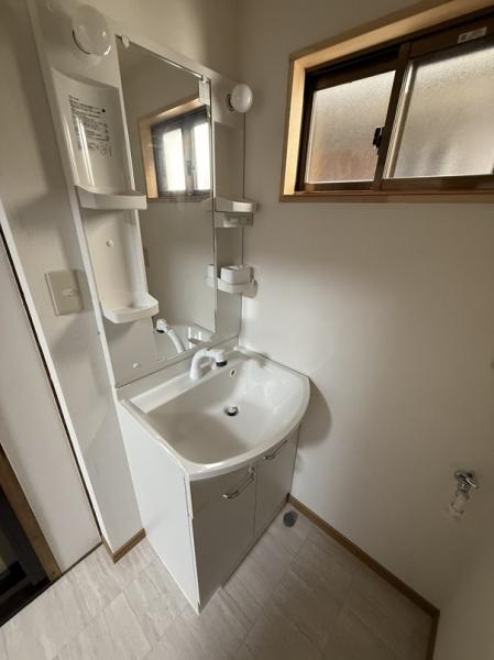 寝屋川市東神田町のテラスハウス