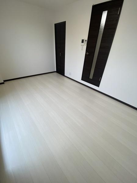 寝屋川市下神田町のマンション