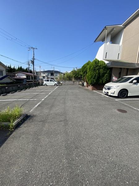 寝屋川市国松町のマンション