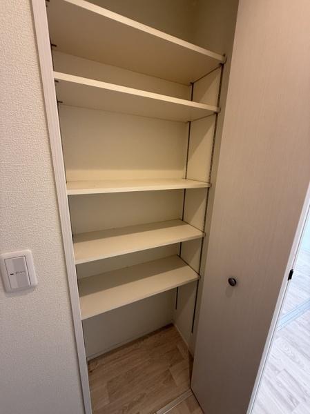門真市上島町のアパート