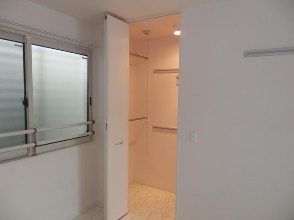 寝屋川市萱島東１丁目のハイツ
