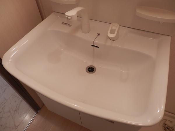 寝屋川市萱島東１丁目のハイツ
