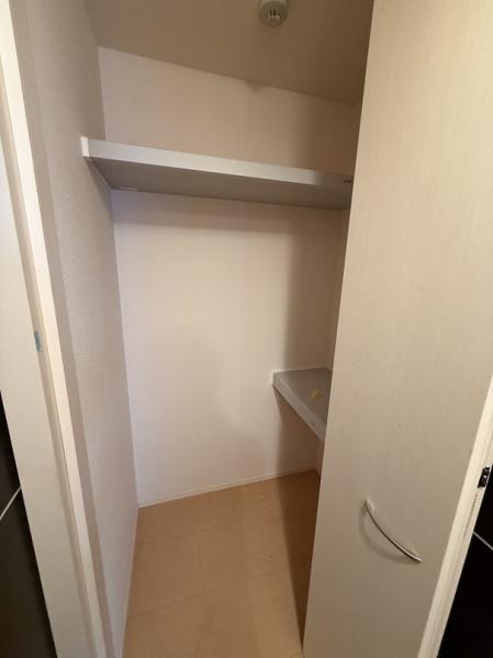 寝屋川市点野５丁目のアパート