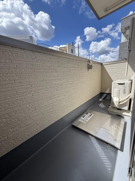 門真市本町のアパート(バルコニー)