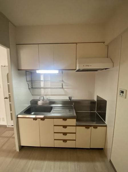 寝屋川市下神田町のマンション