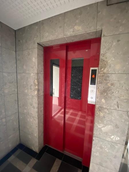 寝屋川市下神田町のマンション