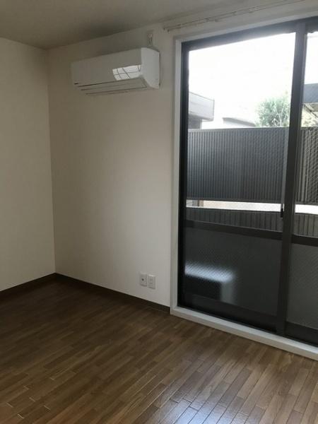 寝屋川市郡元町のアパート