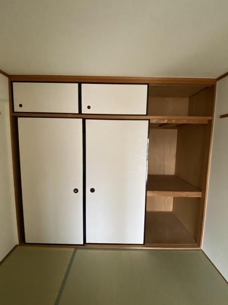 寝屋川市東神田町のマンション