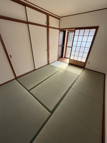 寝屋川市上神田１丁目のアパート