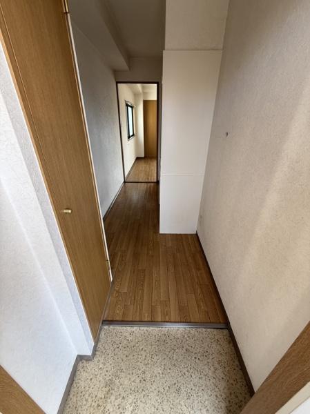 寝屋川市下神田町のマンション