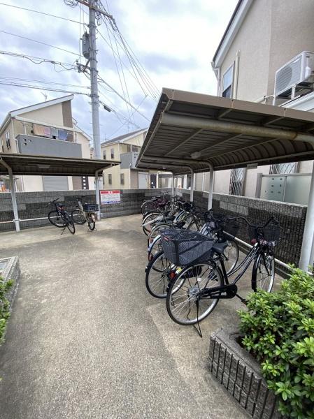 寝屋川市石津中町のマンション