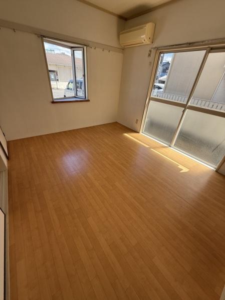 寝屋川市下神田町のアパート