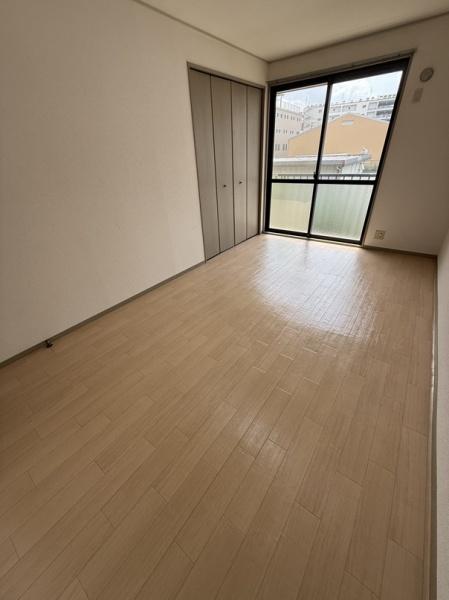 寝屋川市葛原２丁目のハイツ
