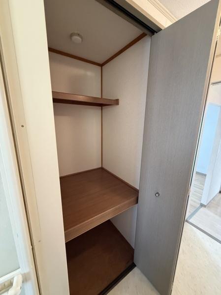 寝屋川市葛原２丁目のハイツ