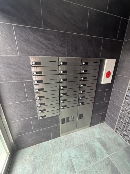 門真市柳田町のマンション(エントランス)